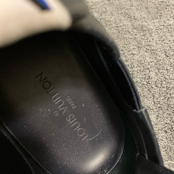 Authentic Louis Vuitton Slalom sneaker size 8 1/2 LV - Picture 8 of 13